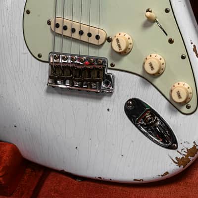 Fender CS 1964 L-Series Strat Heavy Relic 3A RW Limited 2024 - Aged Olympic White image 3