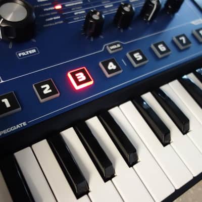 Novation MiniNova 37-Key 18-Voice Synthesizer 2012 - Present - Blue image 3