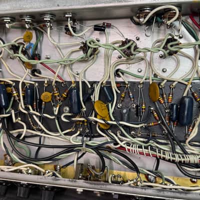 1977 Fender Twin Reverb 135 Watt 2X12 Combo Tube Amp - Serviced image 19