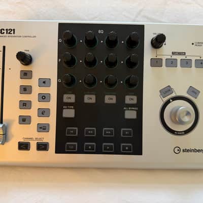 Steinberg CC121 Advanced Integration Controller 2010s - Silver/Black image 2