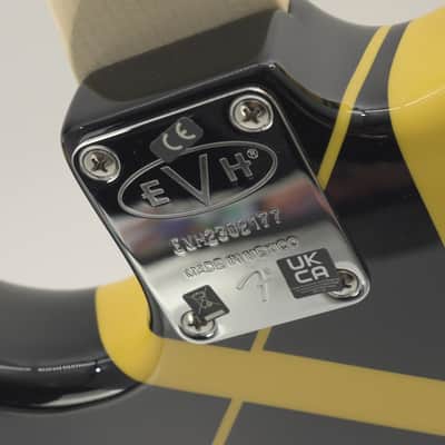 EVH Striped Series Electric Guitar 2024 Black/Yellow 3498gr image 14