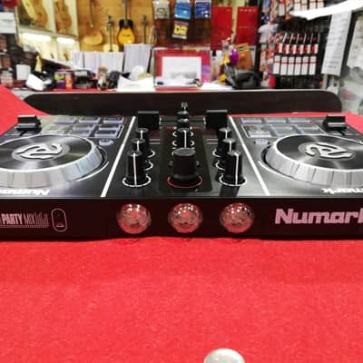 Numark Party Mix image 1