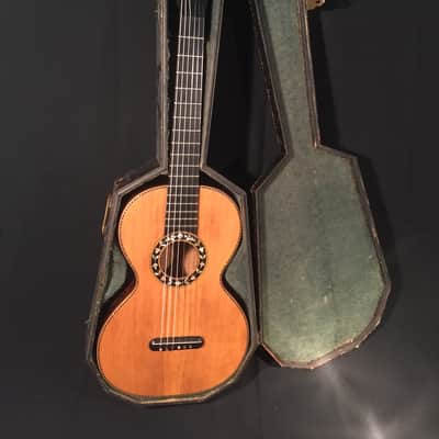 1850 Early romantic small body guitar in excellent un-restored condition with Original wood case image 3