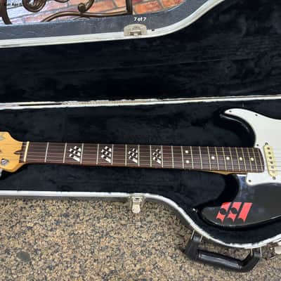 Fender 40th anniversary Stratocaster 1994 - Black/Red image 7