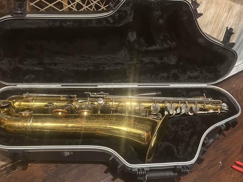 Selmer U.S.A. Baritone saxophone Late 60’s early 70’s - Brass and silver image 1