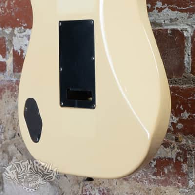 Fender Boxer Series Stratocaster SF-456 1987 Snow White MIJ Japan image 11