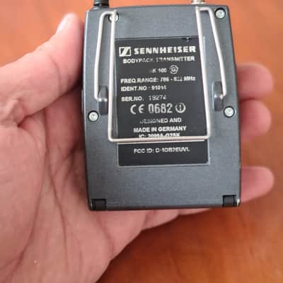 Sennheiser Sennheiser SK100 G2 Bodypack Transmitter – Professional Wireless Reliability image 5
