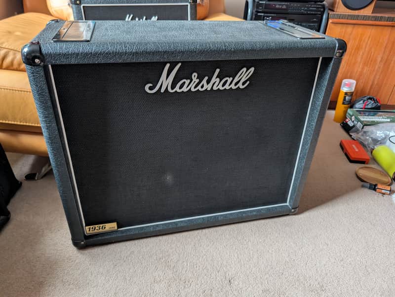 Marshall 1936 Lead 150-Watt 2x12" Guitar Speaker Cabinet