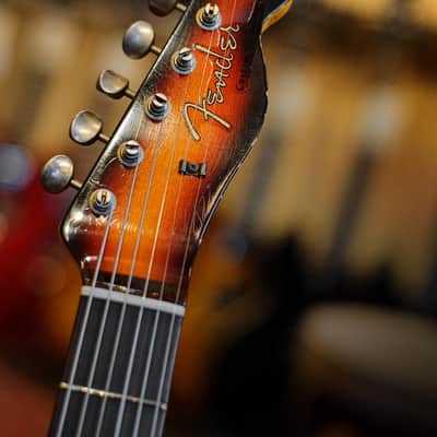 Fender Custom Shop Limited Edition Reverse '60s Tele Custom Heavy Relic 3 Tone Sunburst #R125901 image 18
