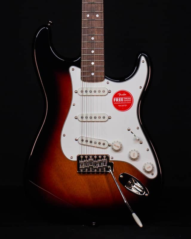Squier Classic Vibe '60s Stratocaster, Laurel FB, 3-Color Sunburst image 1