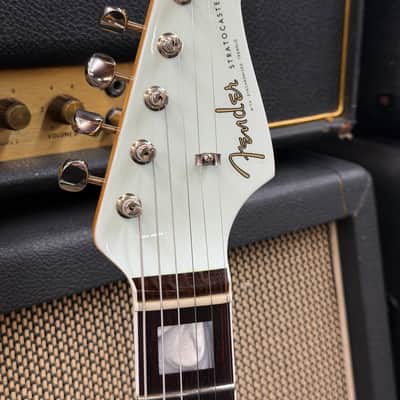 Fender Kenny Wayne Shepherd Signature Stratocaster 2020 - Present - Transparent Faded Sonic Blue image 5