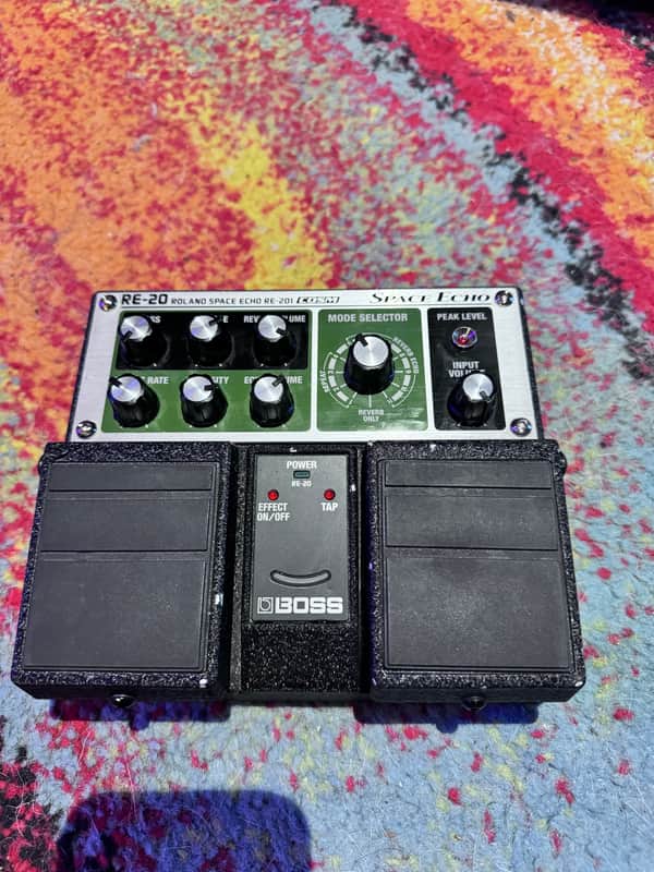 Boss RE-20 Space Echo