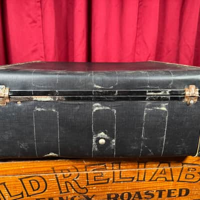 1960s Ludwig no. 8025 Suitcase-Style Snare Drum Case image 4