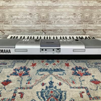 Used Yamaha PSR E413 KEYBOARD 61-key image 5