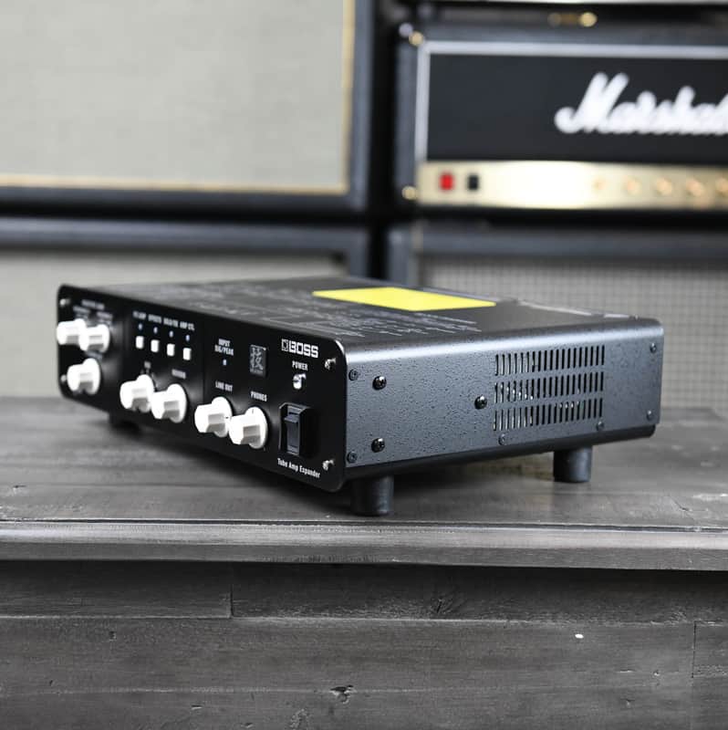 BOSS WAZA Tube Amp Expander (TAE) – Mint – Version 3.00 – Original Box image 1
