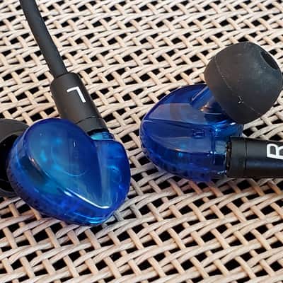 FCS110 BLUE - 10.2 Dynamic Driver In Ear Monitor Earphone image 4