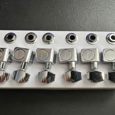 Fender Tuners Staggered 2020 - Chrome image 2