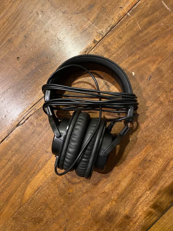 Tascam TH-05 2010s Black image 1