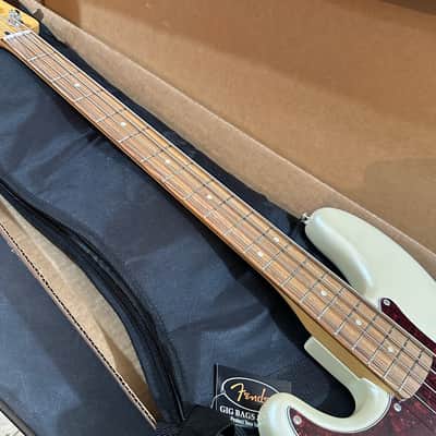 Fender Player Plus Precision P Bass LH Left Handed 4 String Electric Bass Guitar - image 6