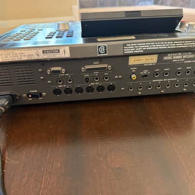 Akai MPC3000LE MIDI Production Center 1999 - 2001 - Black image 11