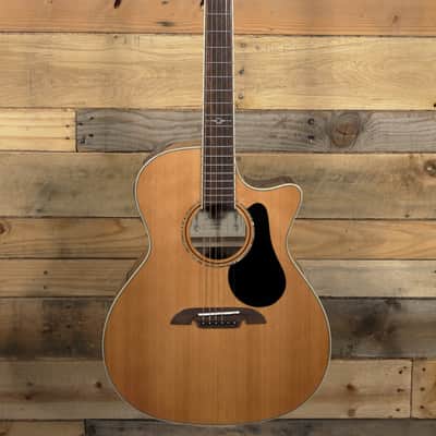 Alvarez AG75WCE Artist Grand Auditorium Acoustic/Electric Guitar Natural image 4