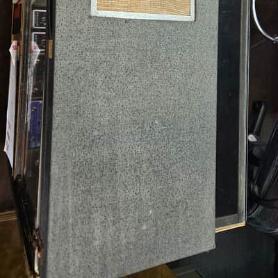Silvertone 1457 Guitar and Amplifier 1965 - Red Sparkel image 6