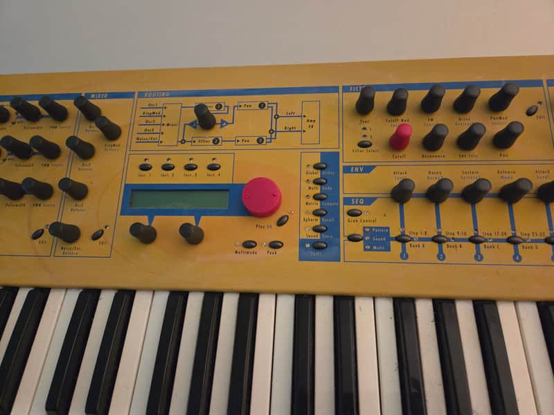 Waldorf Q 61-Key Synthesizer 1999 - 2011 - Yellow image 1
