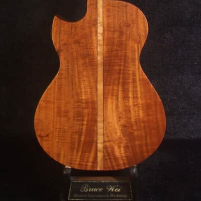 Handcrafted Tenor Ukulele, Solid Hawaiian Koa & Acacia, Hibiscus Soundhole, Worth String, Soft-bag, Bruce Wei UJ17-2602 image 6