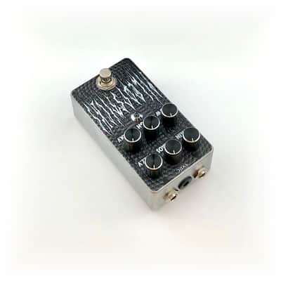 Rabbit Hole FX 'Pile of Sticks' Fuzz | Reverb UK