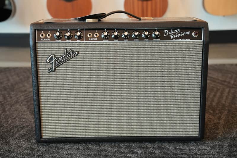 Fender '64 Custom Deluxe Reverb-Amp 2-Channel 20-Watt 1x12" Guitar Combo Black image 1