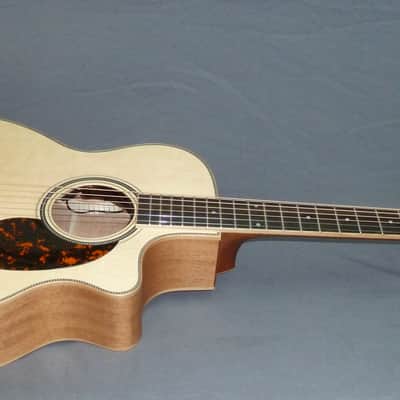 Larrivee OMV-40E Mahogany 2023 - Natural image 2