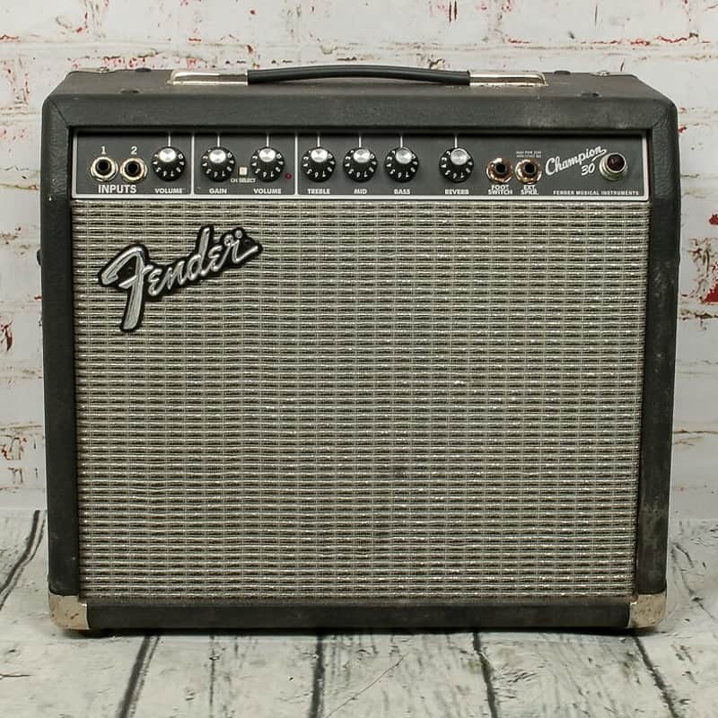 Fender Champion 30 2-Channel 30-Watt 1x10" Guitar Practice Amp 1999 - 2002 image 1