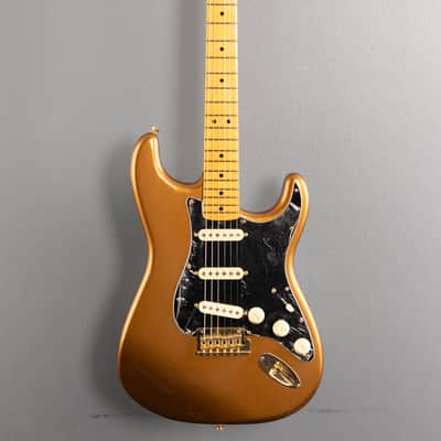 Fender Limited Edition Bruno Mars Stratocaster - Mars Mocha image 5