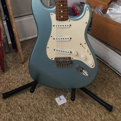 Fender Standard Stratocaster 2002 Agave Blue image 1