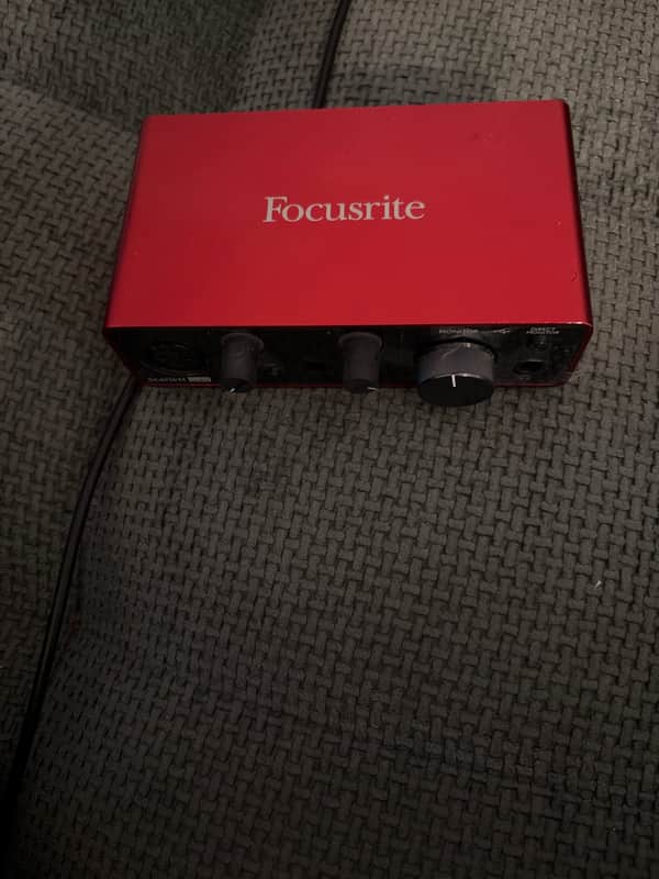 Focusrite Scarlett Solo 3rd Gen USB Audio Interface 2019 - Present - Red / Black image 1