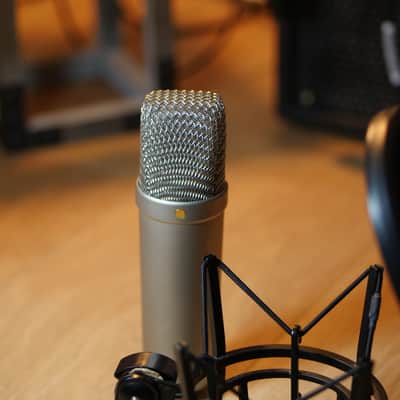 RODE NT1-A Kit Complet avec Shockmount & Filtre Anti-Pop – Test Audio Vidéo