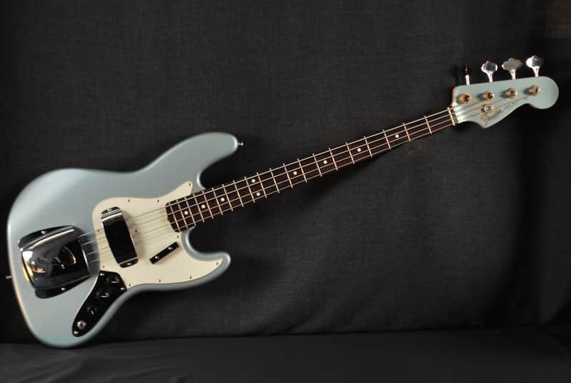 Fender 62 Reissue Jazz Bass Ice Blue Metallic image 1