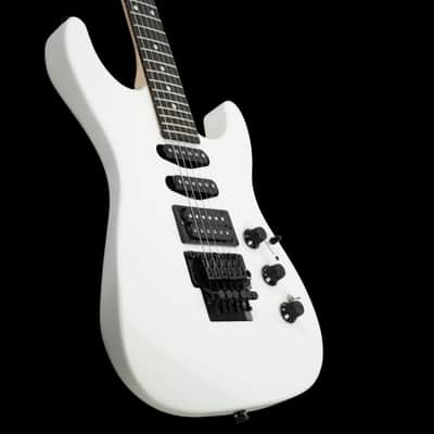Fender Limited Edition HM Stratocaster - White image 2