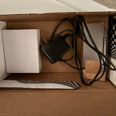 Strymon Volante Magnetic Echo Machine w/ Box and power adapter image 4