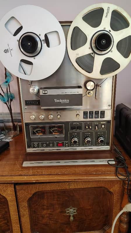 Technics RS1030US reel to reel in excellent condition serviced - 1970's image 1