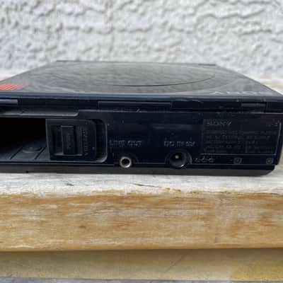 Vintage Sony Discman Lot 80s For Parts Or Repairs image 8