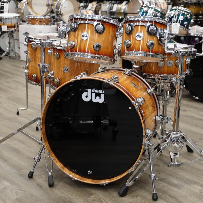 DW Collector's Series "333" Maple 6-PC Shell Pack 22/10/12/14/16/6.5x14Snare (Rich Red Burst Over Vertical Olive Ash w/ Chrome Hardware) image 1