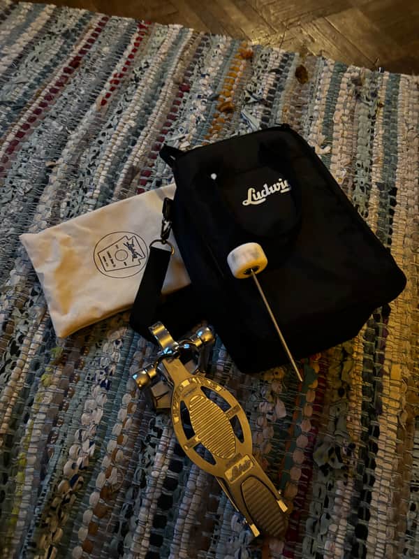 Ludwig L203 Speed King Bass Drum Pedal & bags