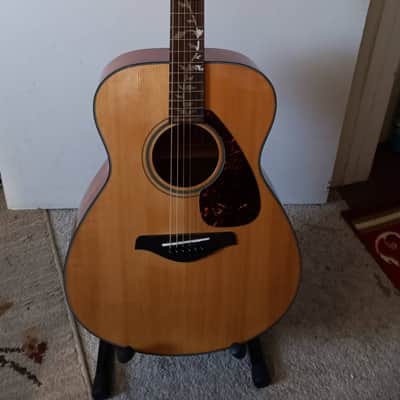 YAMAHA FS 700S SOLID SPRUCE TOP GUITAR image 25