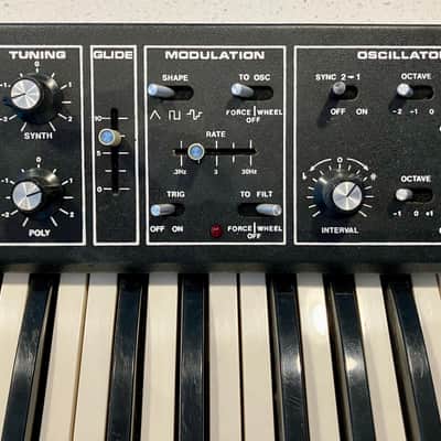 Moog Liberation 1980 - 1981 - White / Black image 3