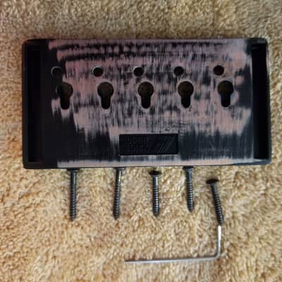 5-String Bass Bridge Black w/ Saddles Dual Load Sung-il BB105 image 4