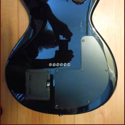 Line 6 Variax 500 LEFT Handed image 4