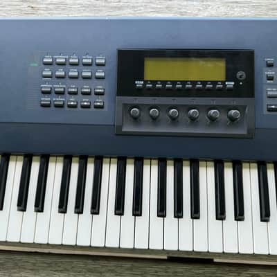 Yamaha EX5 Realtime Control Synthesizer 1998 - Blue image 7