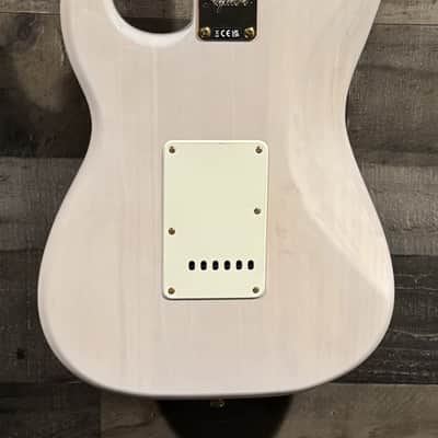 Fender FSR Squier Classic Vibe 50's Stratocaster White Blonde image 6