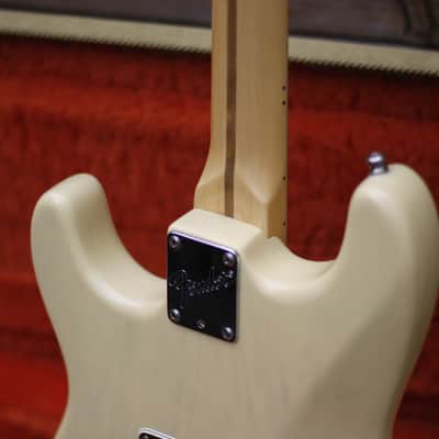 Fender Buddy Guy Stratocaster 1996 - Honey Blonde image 13
